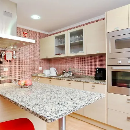 펜션 Vila Flor 231-cleverdetails, Zona Calma Com Terraco Privado 빌라모라